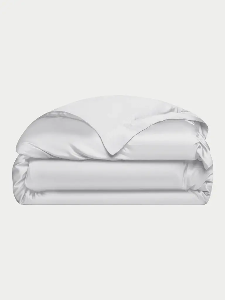 whiteduvet-176432.webp
